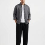 LAME Men's Black Relaxed-Fit Trousers
