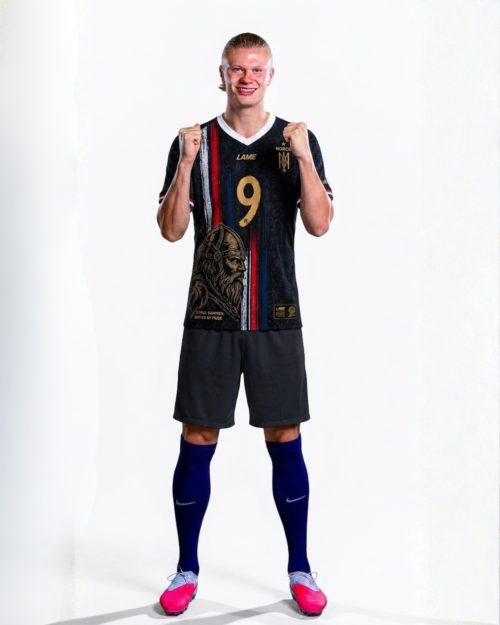Norway Vikings football jersey with Haaland's number 9 and lion emblem.